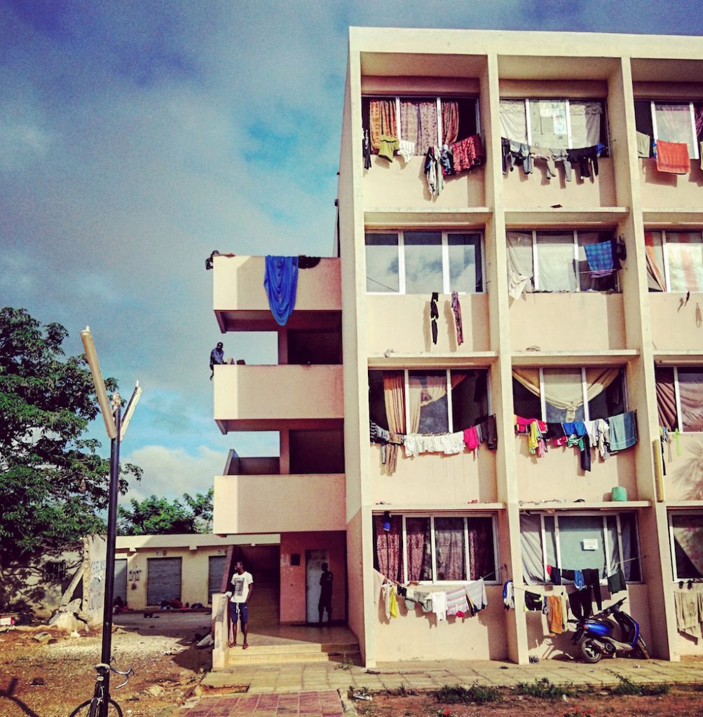 Les logements étudiants de l'UCAD - Photo Armelle Peuvion-Weiss